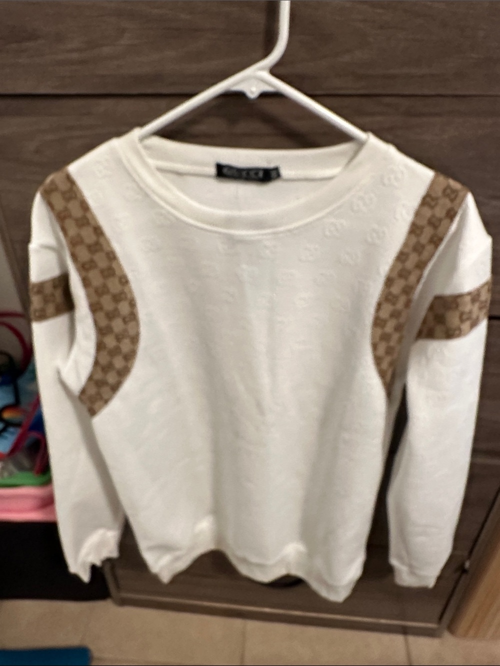 Cream-White Embossed Logo Crewneck size M
